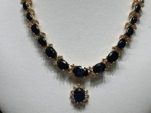 Saphire Diamond Necklace